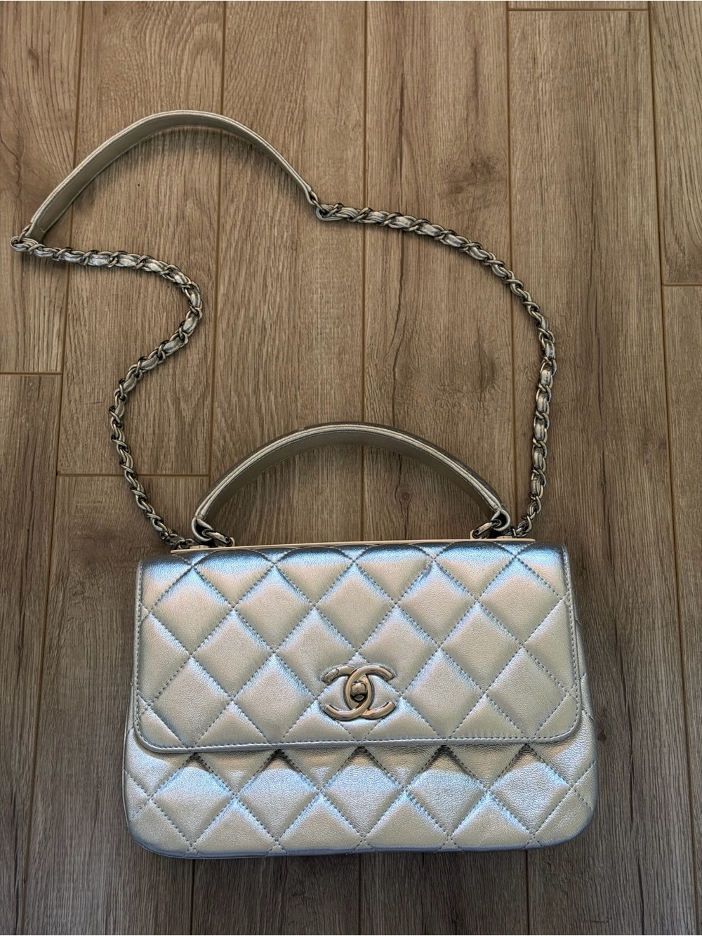Quilted Top Handle Shoulder Bag in Silver